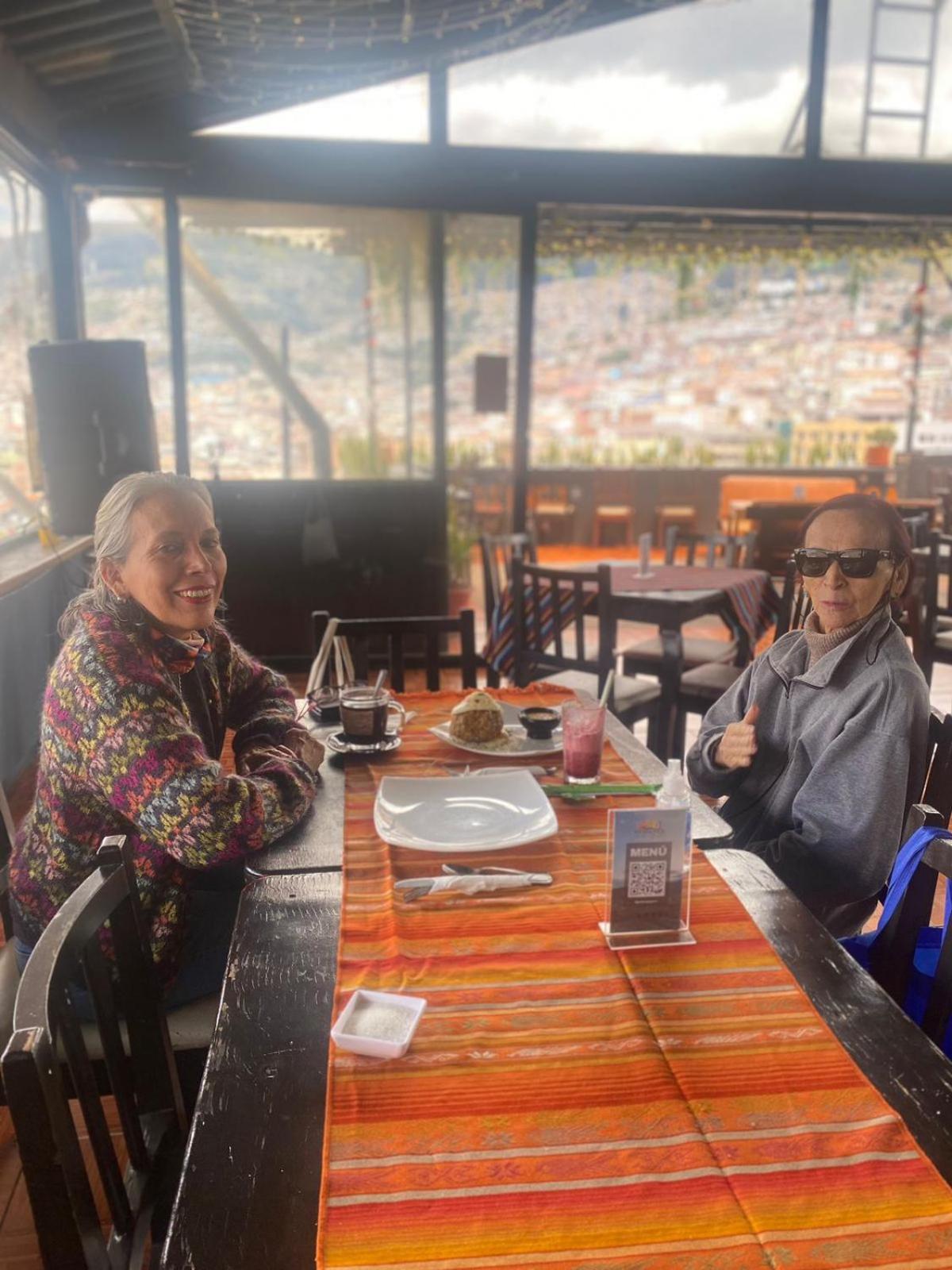 Hostal La Guayunga Rooftop Quito Exterior foto